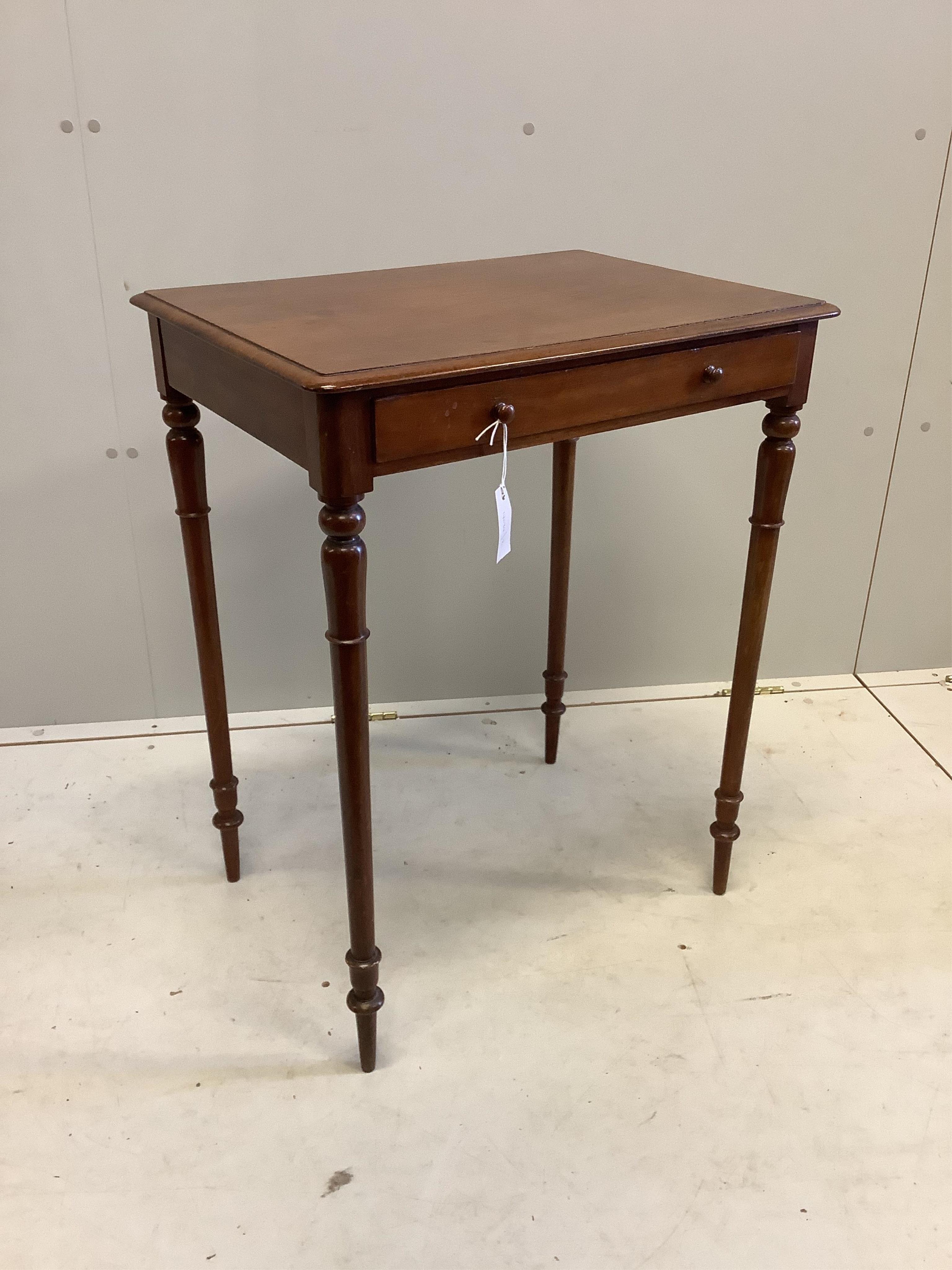 An early Victorian rectangular mahogany side table, width 59cm, depth 44cm, height 76cm